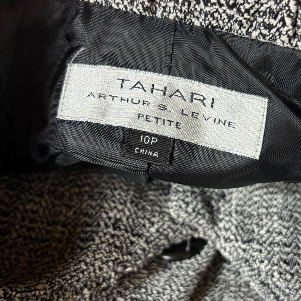 Tahari Gray Tweed Button Front Jacket - image 7